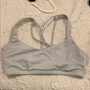 Lululemon free to be sports bra